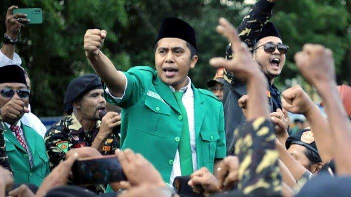 Ketua PW Ansor Jatim, Musaffa Safril di sela kegiatan Apel Akbar memperingati Hari Kesaktian Pancasila di area parkir timur GOR Sidoarjo (Foto: dok. PW GP Ansor Jatim).