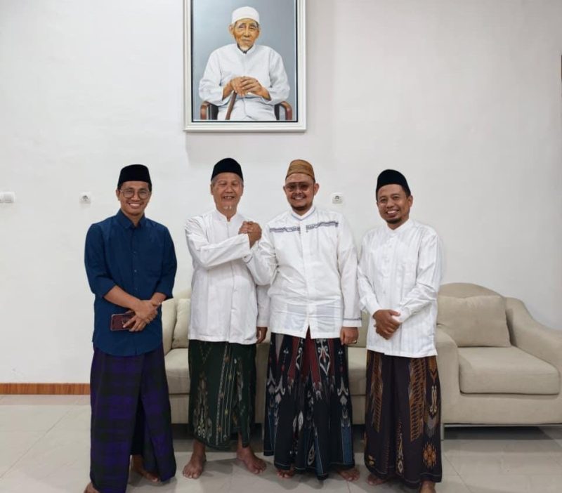 Bertemu di Pendopo Wabup Sampang, Kiai Fauzan dan Ketua PDM Sepakat Akhiri Kesalahpahaman (madurakita.id). 